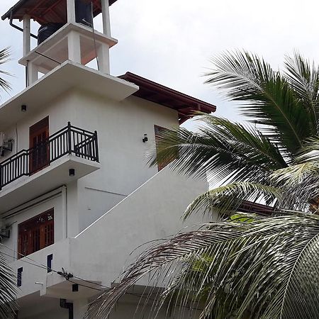 Sanjula Apartments Hikkaduwa Exterior foto