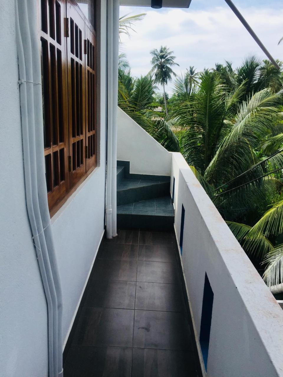 Sanjula Apartments Hikkaduwa Exterior foto